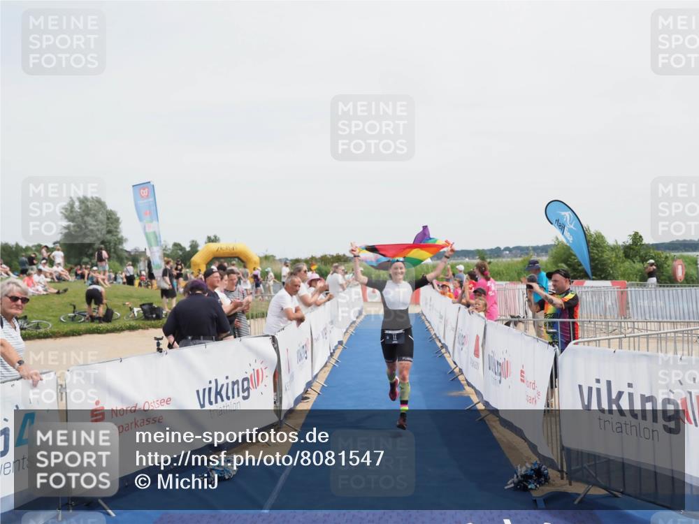 22.06.2025 - Viking Triathlon MichiJ http://msf.ph/oto/8081547 22.06.2025 14:26:48 Ziel 11 meine-sportfotos.de