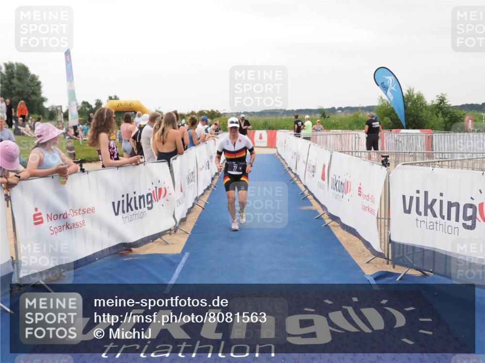 22.06.2025 - Viking Triathlon MichiJ http://msf.ph/oto/8081563 22.06.2025 15:59:04 Ziel 77, 461 meine-sportfotos.de
