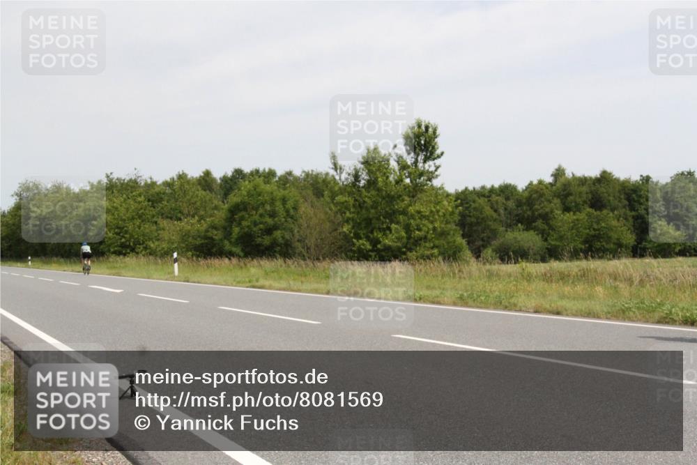 22.06.2025 - Viking Triathlon Yannick Fuchs http://msf.ph/oto/8081569 22.06.2025 12:26:09 Radfahren 70, 103, 304, 398, 544 meine-sportfotos.de