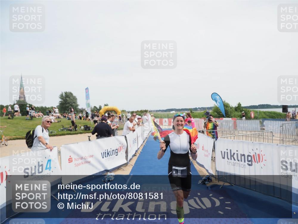 22.06.2025 - Viking Triathlon MichiJ http://msf.ph/oto/8081581 22.06.2025 14:26:49 Ziel 11 meine-sportfotos.de
