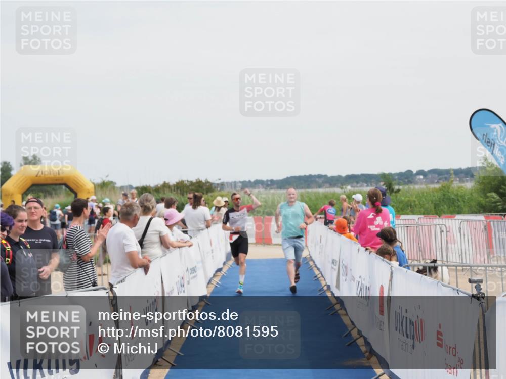 22.06.2025 - Viking Triathlon MichiJ http://msf.ph/oto/8081595 22.06.2025 14:27:21 Ziel 652 meine-sportfotos.de