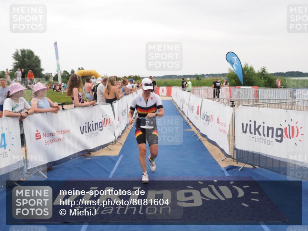22.06.2025 - Viking Triathlon MichiJ http://msf.ph/oto/8081604 22.06.2025 15:59:05 Ziel 77, 461 meine-sportfotos.de