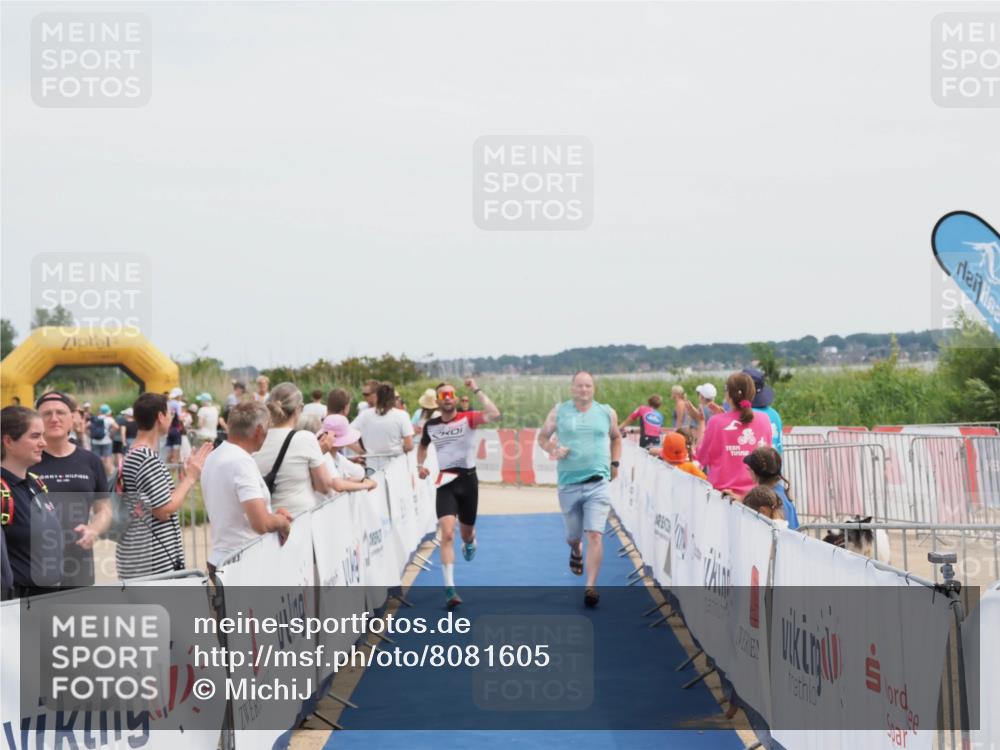 22.06.2025 - Viking Triathlon MichiJ http://msf.ph/oto/8081605 22.06.2025 14:27:21 Ziel 652 meine-sportfotos.de