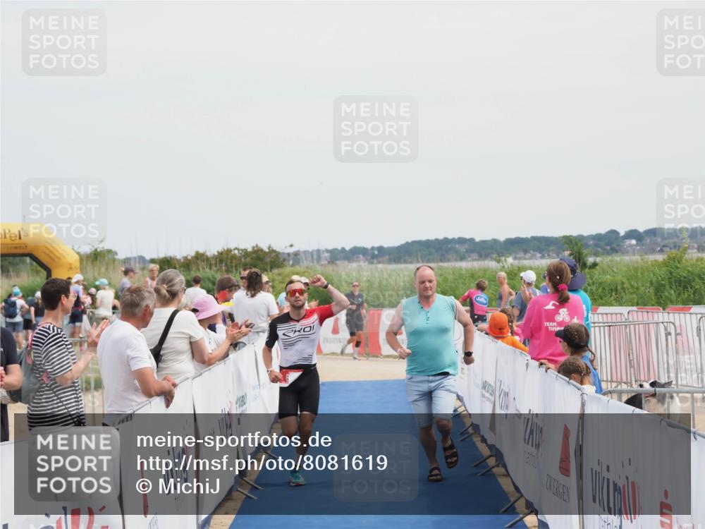 22.06.2025 - Viking Triathlon MichiJ http://msf.ph/oto/8081619 22.06.2025 14:27:22 Ziel 652 meine-sportfotos.de