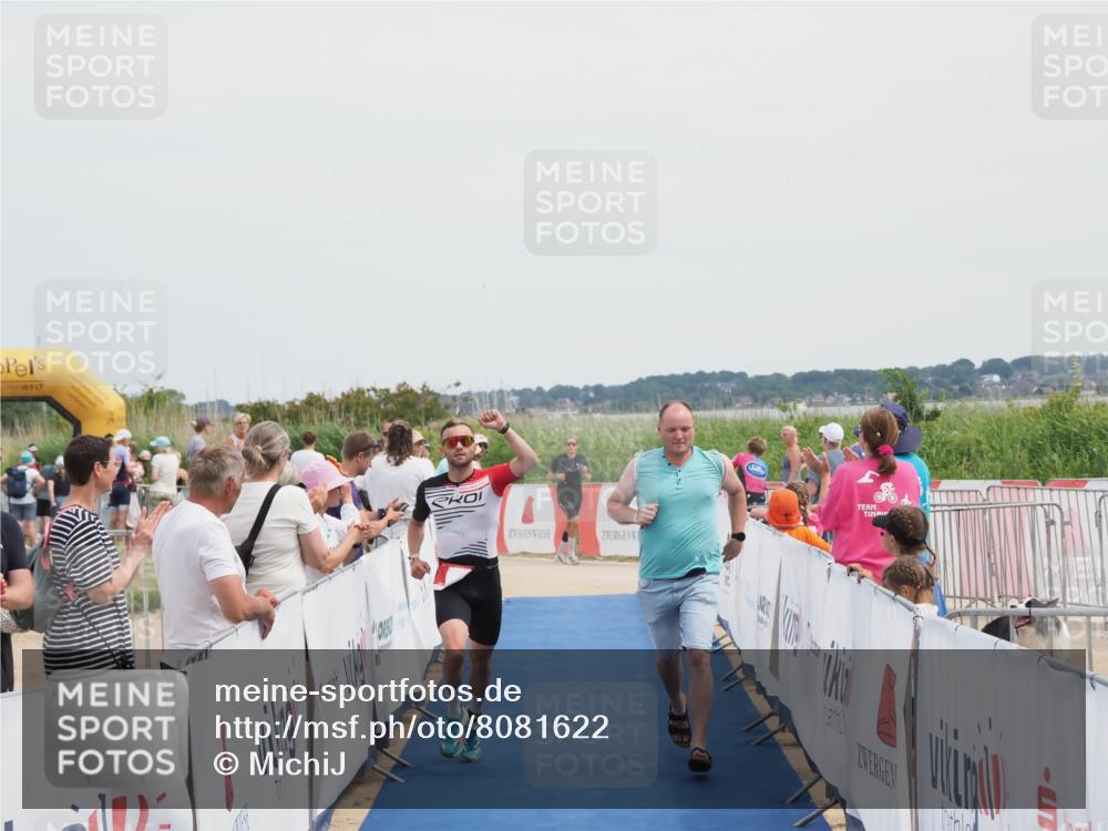 22.06.2025 - Viking Triathlon MichiJ http://msf.ph/oto/8081622 22.06.2025 14:27:22 Ziel 652 meine-sportfotos.de
