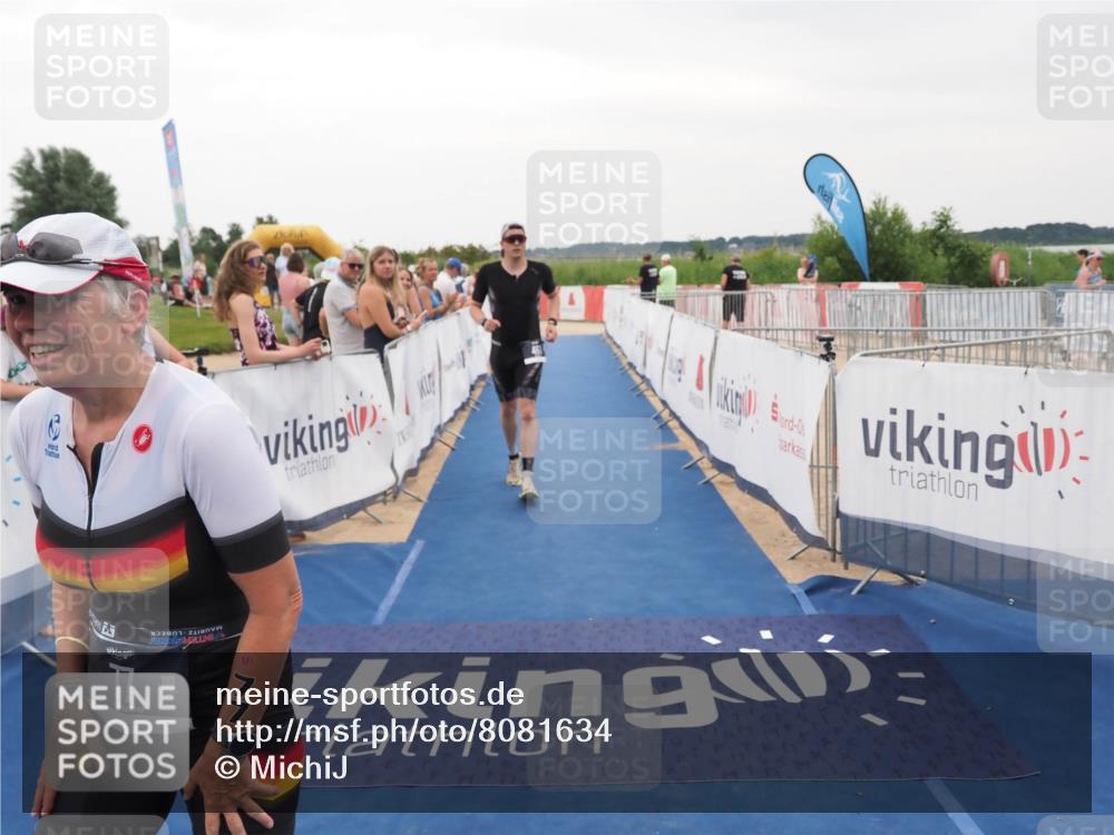 22.06.2025 - Viking Triathlon MichiJ http://msf.ph/oto/8081634 22.06.2025 15:59:08 Ziel 77, 461 meine-sportfotos.de