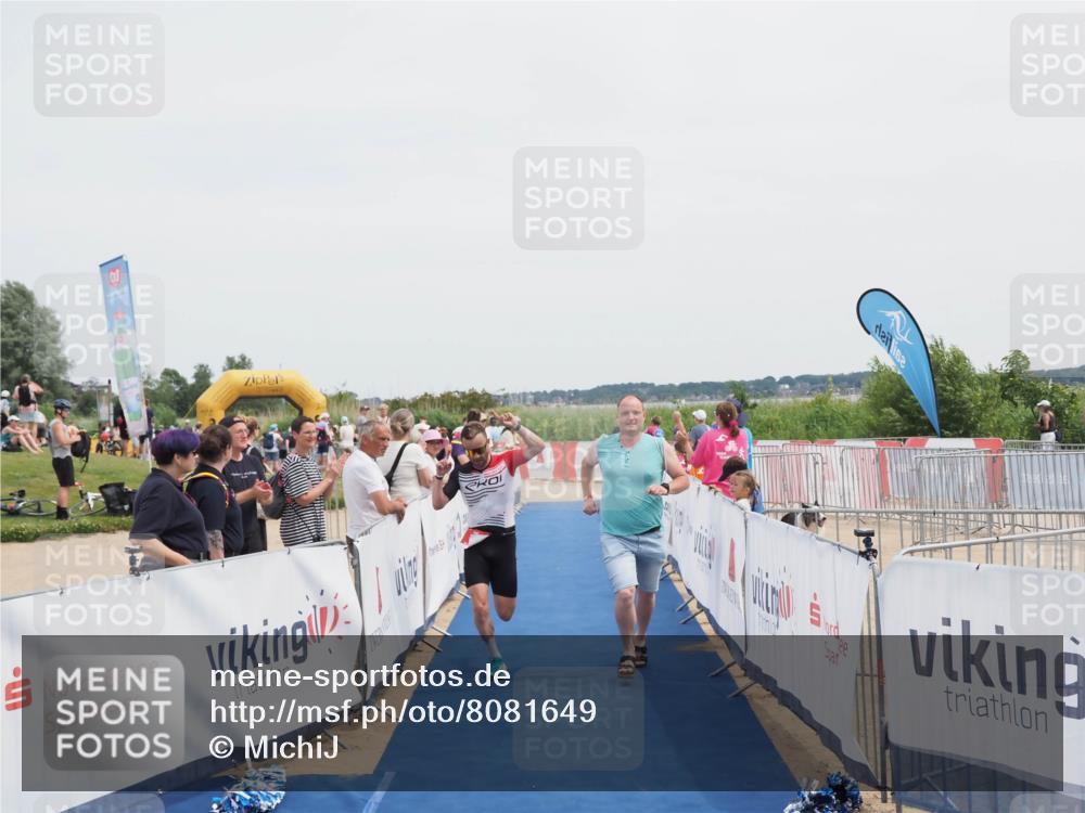22.06.2025 - Viking Triathlon MichiJ http://msf.ph/oto/8081649 22.06.2025 14:27:23 Ziel 652 meine-sportfotos.de