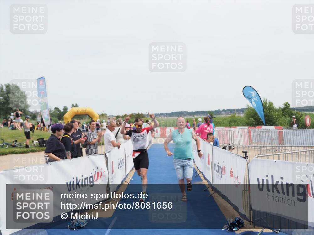 22.06.2025 - Viking Triathlon MichiJ http://msf.ph/oto/8081656 22.06.2025 14:27:23 Ziel 652 meine-sportfotos.de