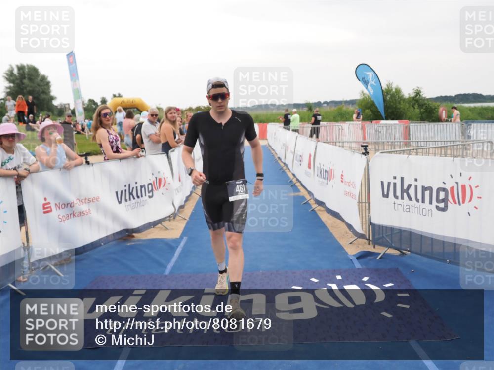 22.06.2025 - Viking Triathlon MichiJ http://msf.ph/oto/8081679 22.06.2025 15:59:10 Ziel 77, 461, 535 meine-sportfotos.de