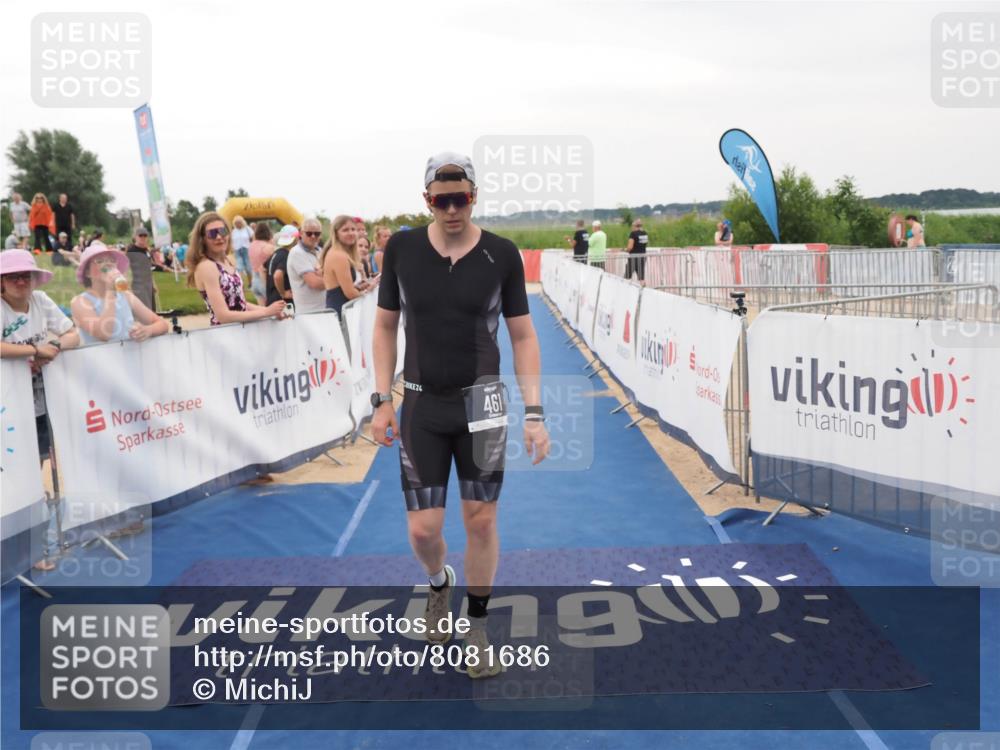 22.06.2025 - Viking Triathlon MichiJ http://msf.ph/oto/8081686 22.06.2025 15:59:10 Ziel 77, 461, 535 meine-sportfotos.de