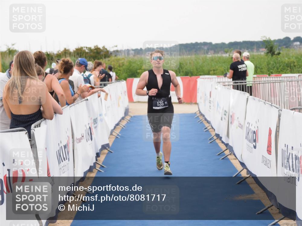 22.06.2025 - Viking Triathlon MichiJ http://msf.ph/oto/8081717 22.06.2025 15:59:15 Ziel 535 meine-sportfotos.de