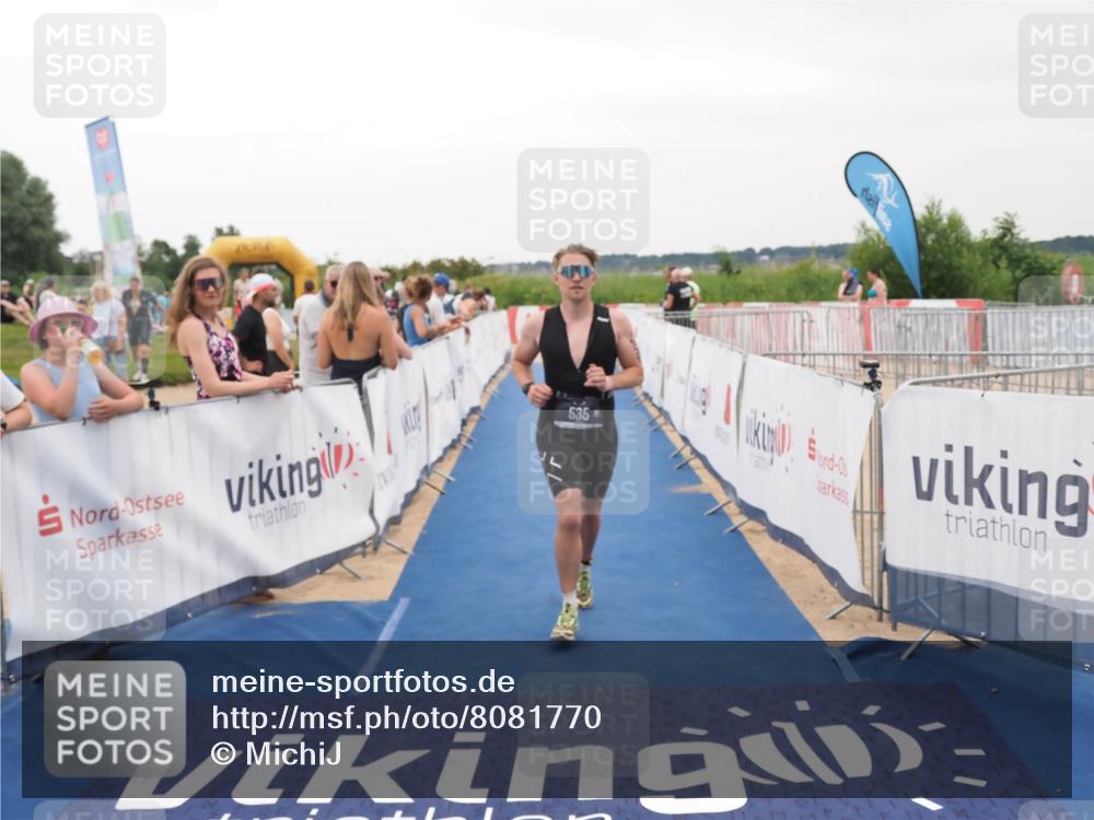 22.06.2025 - Viking Triathlon MichiJ http://msf.ph/oto/8081770 22.06.2025 15:59:17 Ziel 535 meine-sportfotos.de