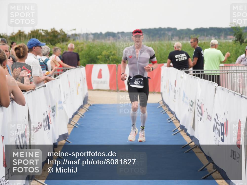 22.06.2025 - Viking Triathlon MichiJ http://msf.ph/oto/8081827 22.06.2025 15:59:39 Ziel 462 meine-sportfotos.de