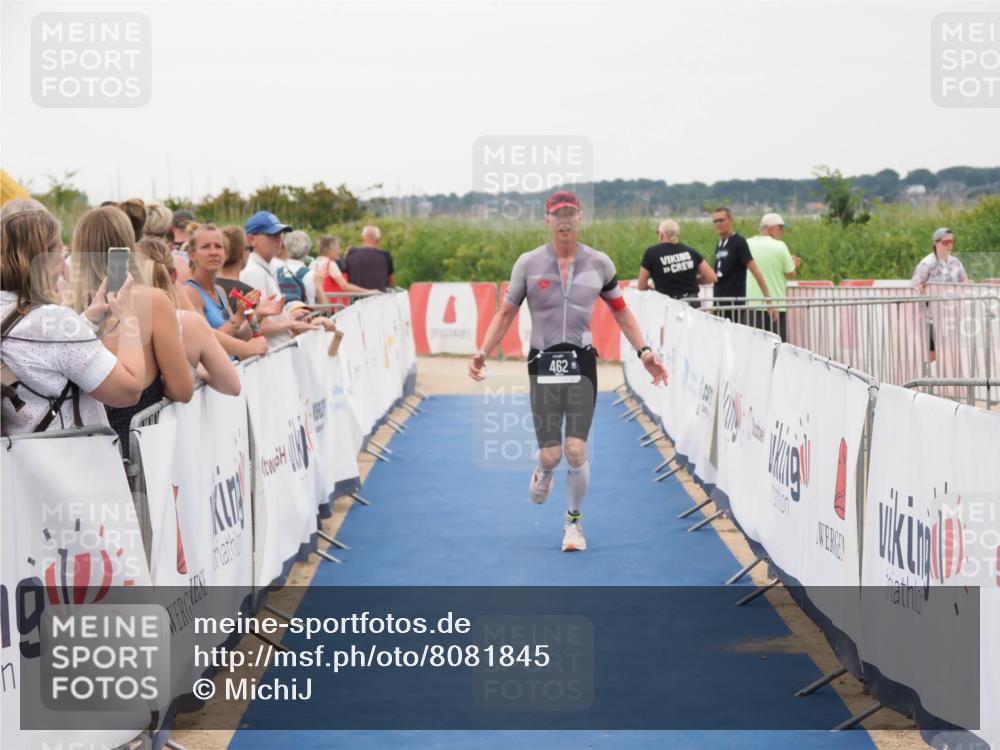22.06.2025 - Viking Triathlon MichiJ http://msf.ph/oto/8081845 22.06.2025 15:59:40 Ziel 462 meine-sportfotos.de