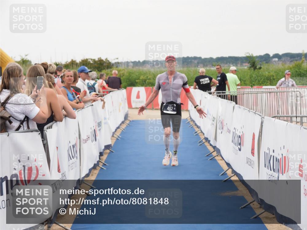 22.06.2025 - Viking Triathlon MichiJ http://msf.ph/oto/8081848 22.06.2025 15:59:40 Ziel 462 meine-sportfotos.de