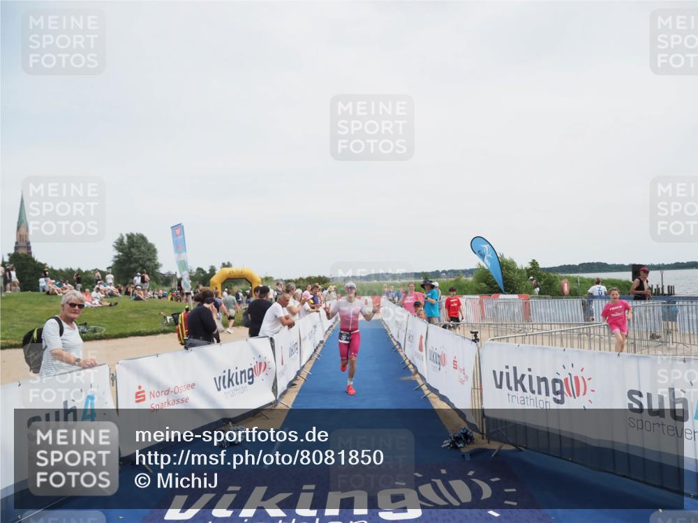22.06.2025 - Viking Triathlon MichiJ http://msf.ph/oto/8081850 22.06.2025 14:28:10 Ziel 198, 287, 534 meine-sportfotos.de