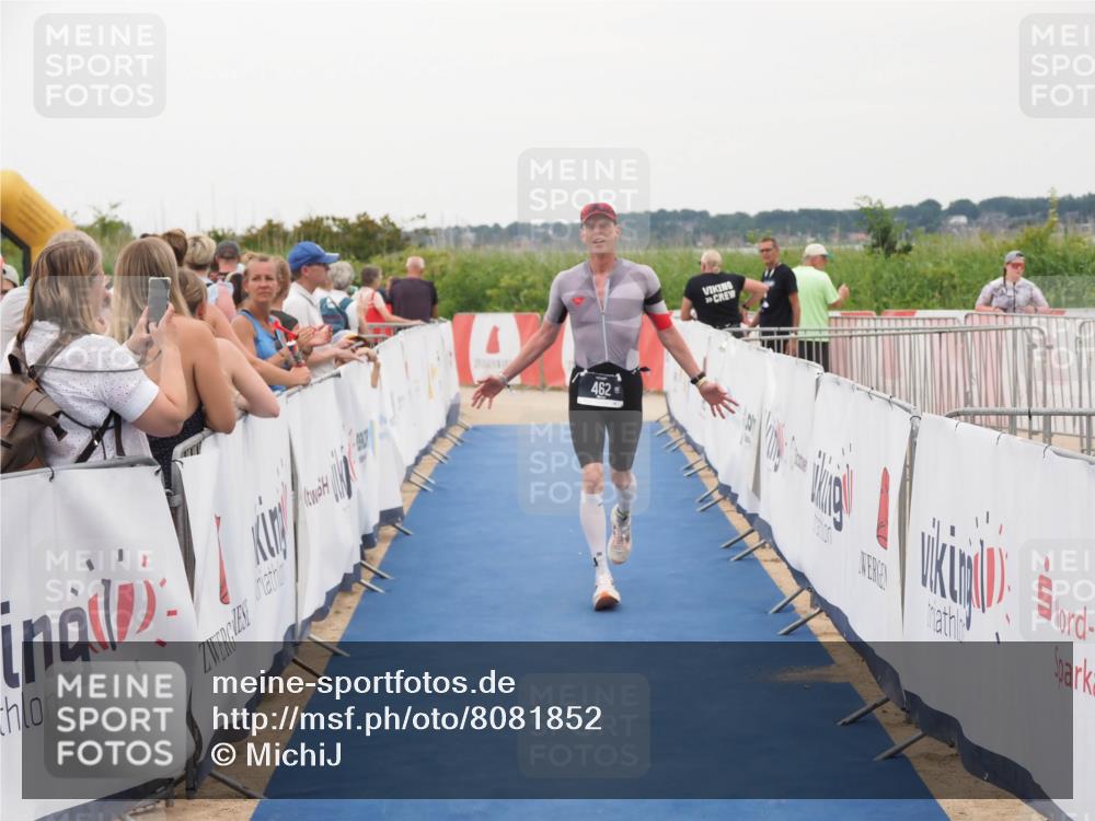 22.06.2025 - Viking Triathlon MichiJ http://msf.ph/oto/8081852 22.06.2025 15:59:40 Ziel 462 meine-sportfotos.de