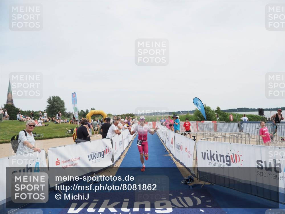 22.06.2025 - Viking Triathlon MichiJ http://msf.ph/oto/8081862 22.06.2025 14:28:11 Ziel 198, 287, 534 meine-sportfotos.de