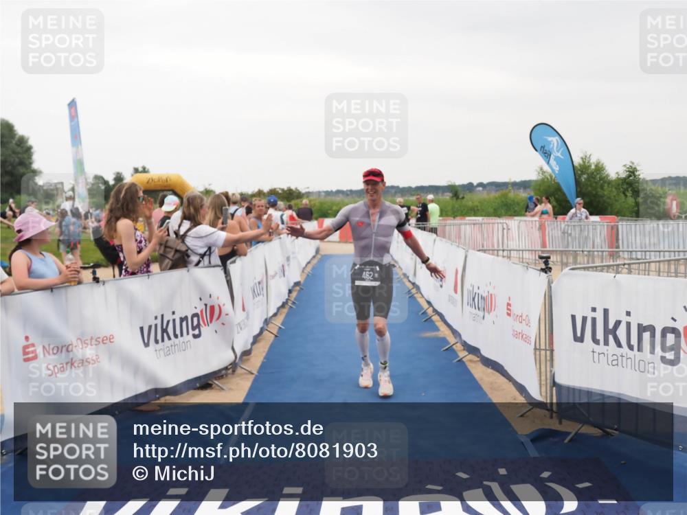 22.06.2025 - Viking Triathlon MichiJ http://msf.ph/oto/8081903 22.06.2025 15:59:42 Ziel 462 meine-sportfotos.de