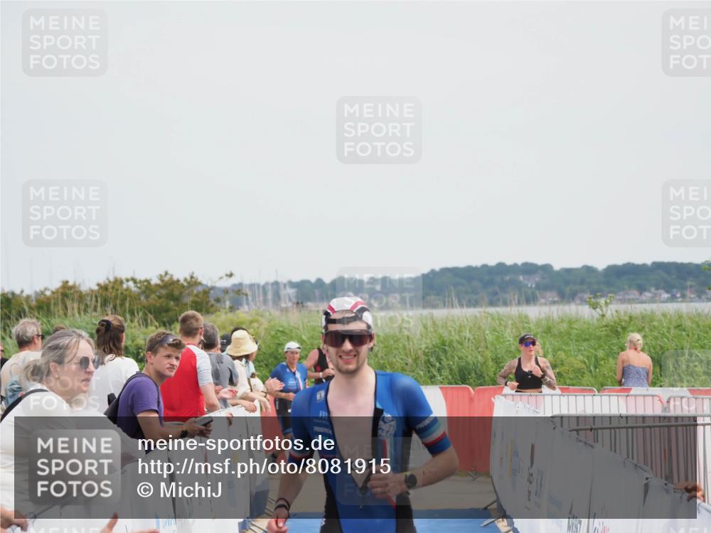 22.06.2025 - Viking Triathlon MichiJ http://msf.ph/oto/8081915 22.06.2025 14:29:29 Ziel 286 meine-sportfotos.de