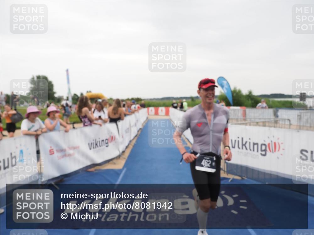 22.06.2025 - Viking Triathlon MichiJ http://msf.ph/oto/8081942 22.06.2025 15:59:43 Ziel 462 meine-sportfotos.de