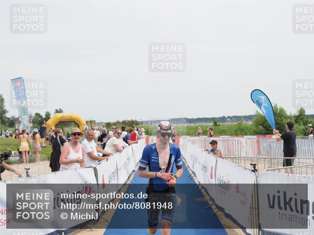 22.06.2025 - Viking Triathlon MichiJ http://msf.ph/oto/8081948 22.06.2025 14:29:30 Ziel 286 meine-sportfotos.de