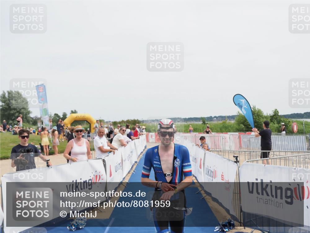 22.06.2025 - Viking Triathlon MichiJ http://msf.ph/oto/8081959 22.06.2025 14:29:30 Ziel 286 meine-sportfotos.de