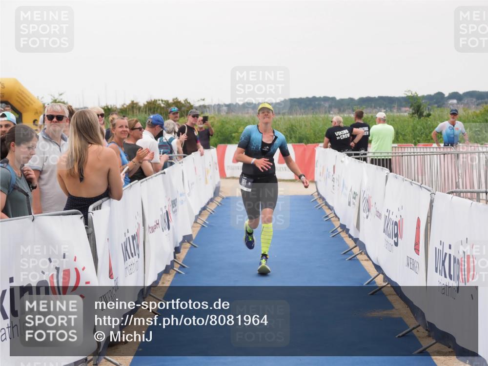 22.06.2025 - Viking Triathlon MichiJ http://msf.ph/oto/8081964 22.06.2025 16:00:08 Ziel 181 meine-sportfotos.de