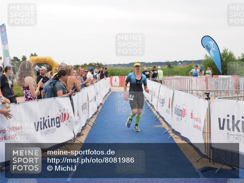 22.06.2025 - Viking Triathlon MichiJ http://msf.ph/oto/8081986 22.06.2025 16:00:09 Ziel 181 meine-sportfotos.de