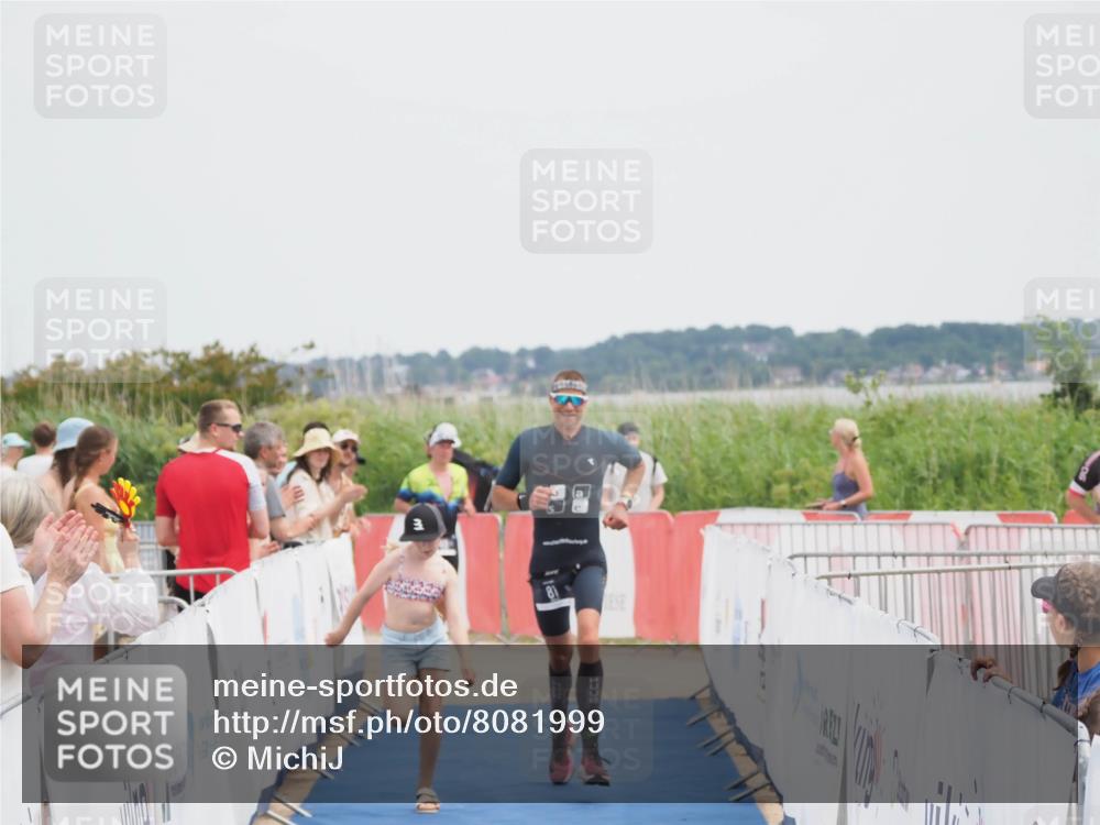 22.06.2025 - Viking Triathlon MichiJ http://msf.ph/oto/8081999 22.06.2025 14:30:33 Ziel 81 meine-sportfotos.de