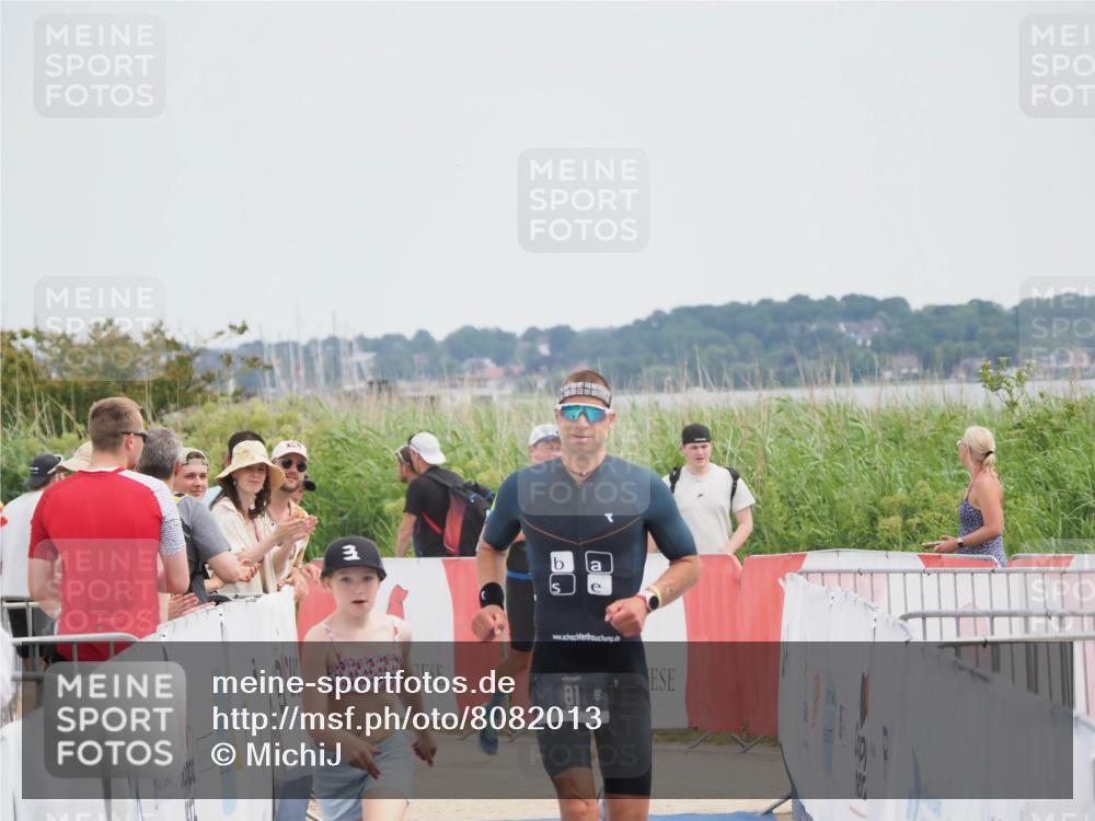 22.06.2025 - Viking Triathlon MichiJ http://msf.ph/oto/8082013 22.06.2025 14:30:34 Ziel 81 meine-sportfotos.de