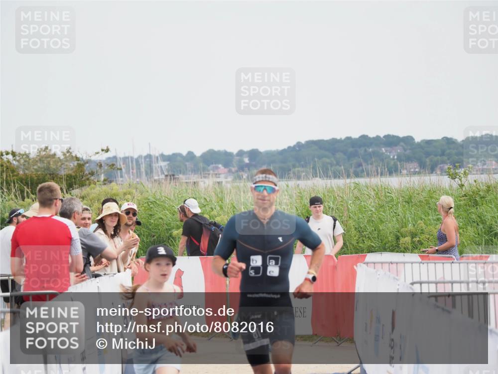 22.06.2025 - Viking Triathlon MichiJ http://msf.ph/oto/8082016 22.06.2025 14:30:34 Ziel 81 meine-sportfotos.de