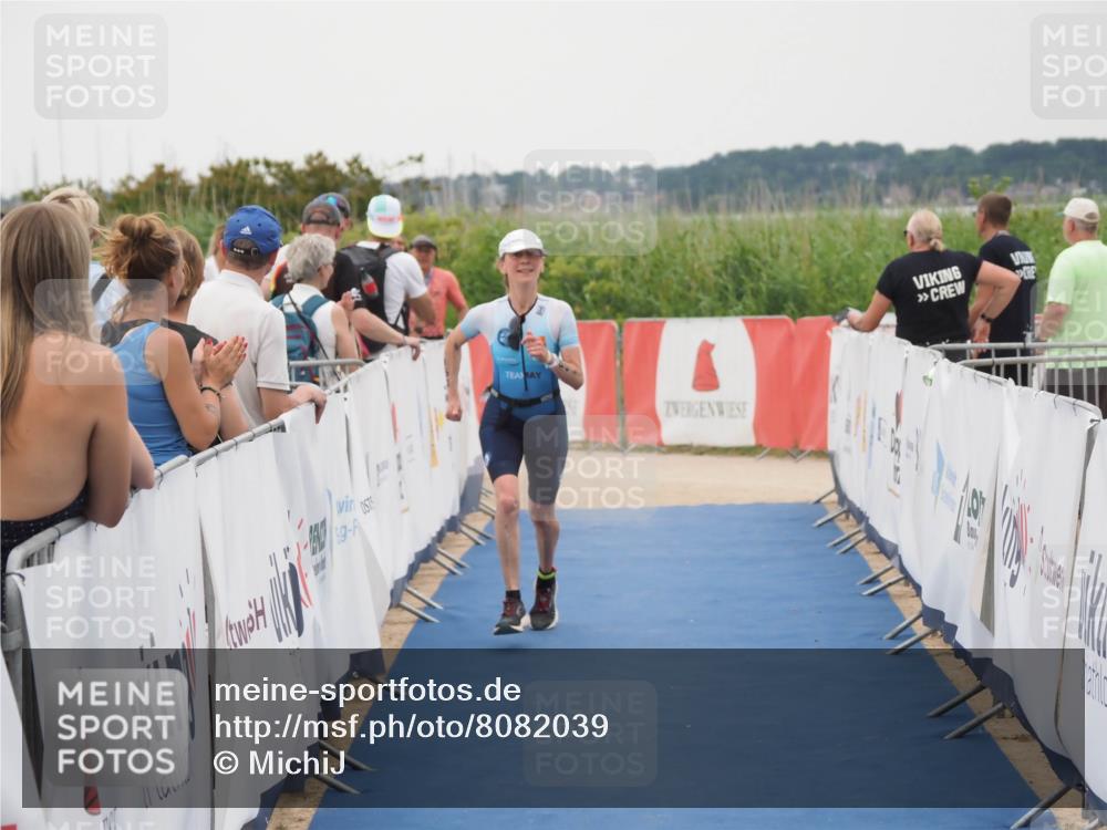 22.06.2025 - Viking Triathlon MichiJ http://msf.ph/oto/8082039 22.06.2025 16:00:20 Ziel 154 meine-sportfotos.de