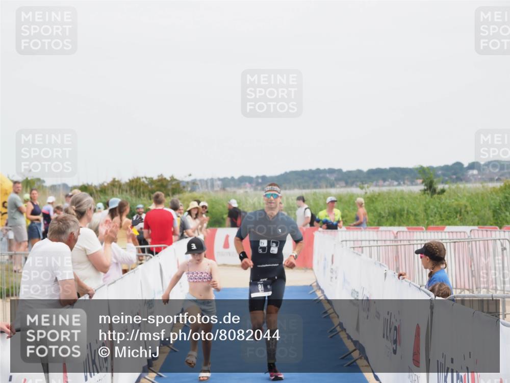 22.06.2025 - Viking Triathlon MichiJ http://msf.ph/oto/8082044 22.06.2025 14:30:35 Ziel 81 meine-sportfotos.de