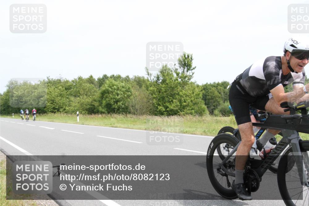 22.06.2025 - Viking Triathlon Yannick Fuchs http://msf.ph/oto/8082123 22.06.2025 12:36:30 Radfahren 355, 422, 463, 468 meine-sportfotos.de