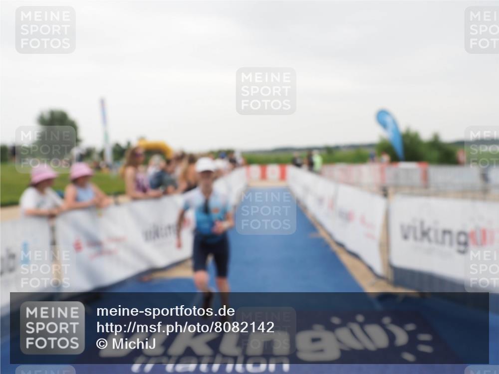 22.06.2025 - Viking Triathlon MichiJ http://msf.ph/oto/8082142 22.06.2025 16:00:23 Ziel 154 meine-sportfotos.de
