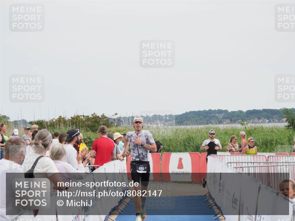 22.06.2025 - Viking Triathlon MichiJ http://msf.ph/oto/8082147 22.06.2025 14:30:55 Ziel 485 meine-sportfotos.de