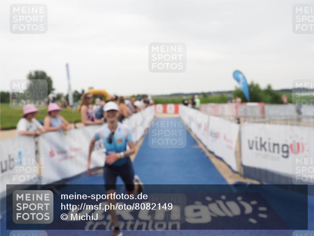 22.06.2025 - Viking Triathlon MichiJ http://msf.ph/oto/8082149 22.06.2025 16:00:24 Ziel 154 meine-sportfotos.de