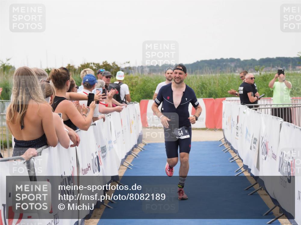 22.06.2025 - Viking Triathlon MichiJ http://msf.ph/oto/8082189 22.06.2025 16:01:08 Ziel 54, 378 meine-sportfotos.de
