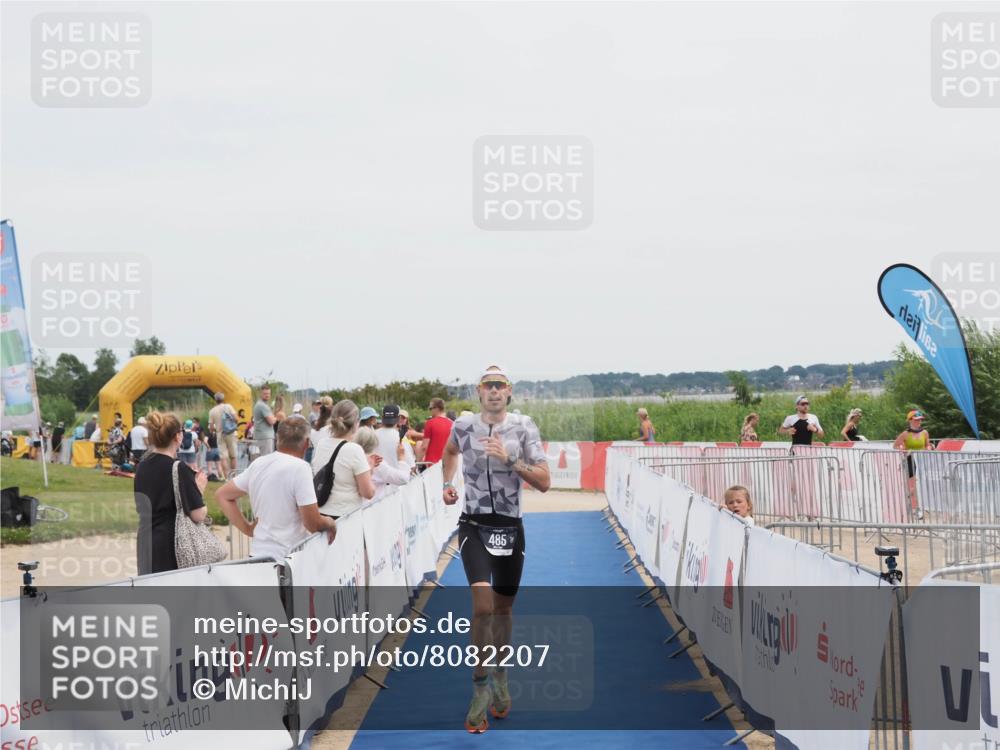 22.06.2025 - Viking Triathlon MichiJ http://msf.ph/oto/8082207 22.06.2025 14:30:57 Ziel 485 meine-sportfotos.de