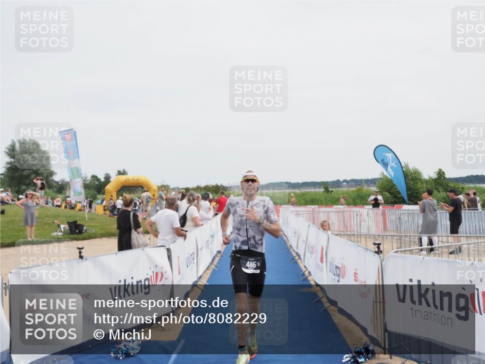 22.06.2025 - Viking Triathlon MichiJ http://msf.ph/oto/8082229 22.06.2025 14:30:58 Ziel 485 meine-sportfotos.de
