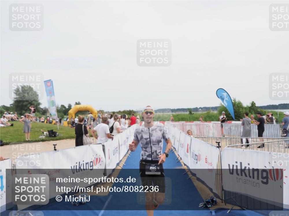 22.06.2025 - Viking Triathlon MichiJ http://msf.ph/oto/8082236 22.06.2025 14:30:58 Ziel 485 meine-sportfotos.de