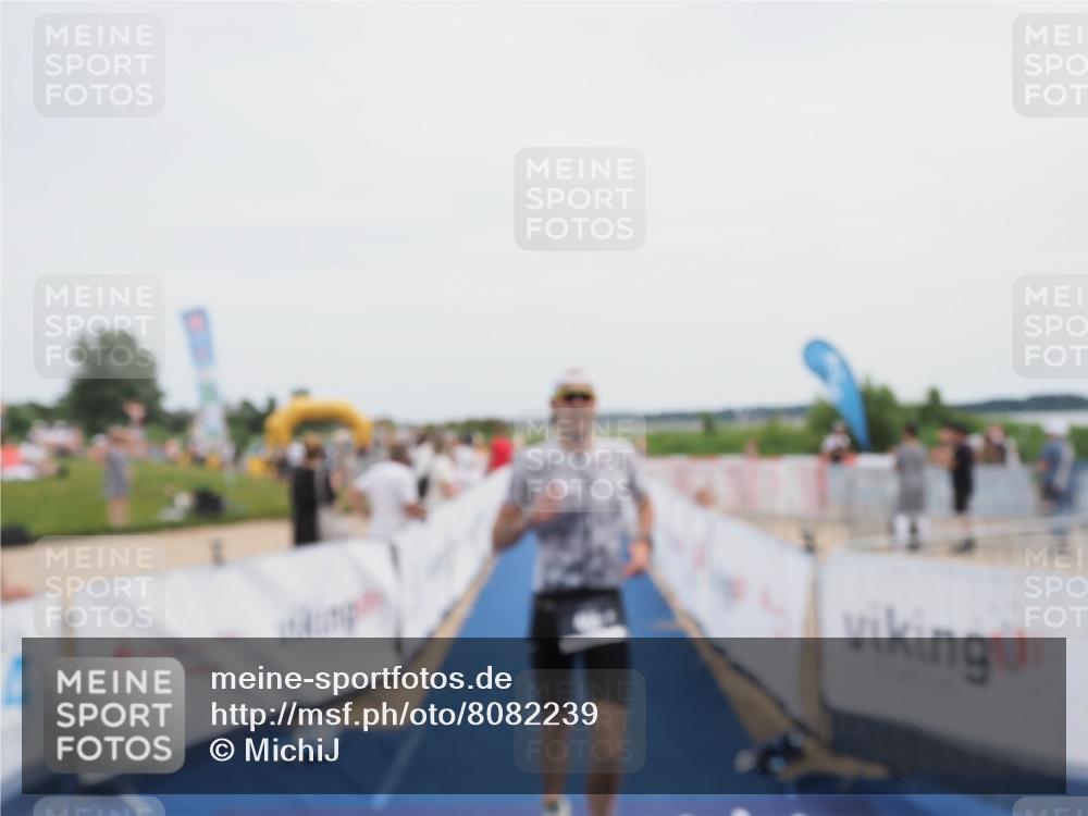 22.06.2025 - Viking Triathlon MichiJ http://msf.ph/oto/8082239 22.06.2025 14:30:59 Ziel 485 meine-sportfotos.de