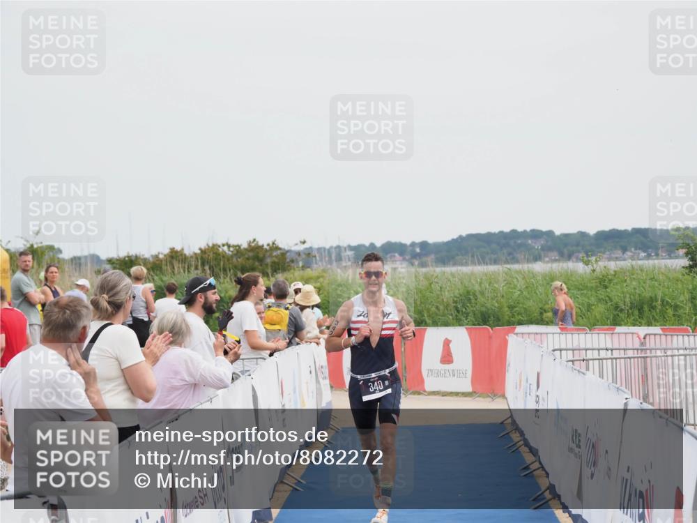 22.06.2025 - Viking Triathlon MichiJ http://msf.ph/oto/8082272 22.06.2025 14:31:09 Ziel 340 meine-sportfotos.de