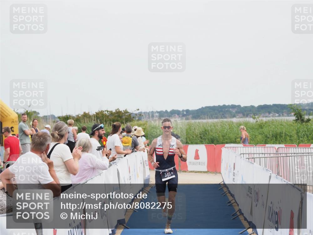 22.06.2025 - Viking Triathlon MichiJ http://msf.ph/oto/8082275 22.06.2025 14:31:09 Ziel 340 meine-sportfotos.de