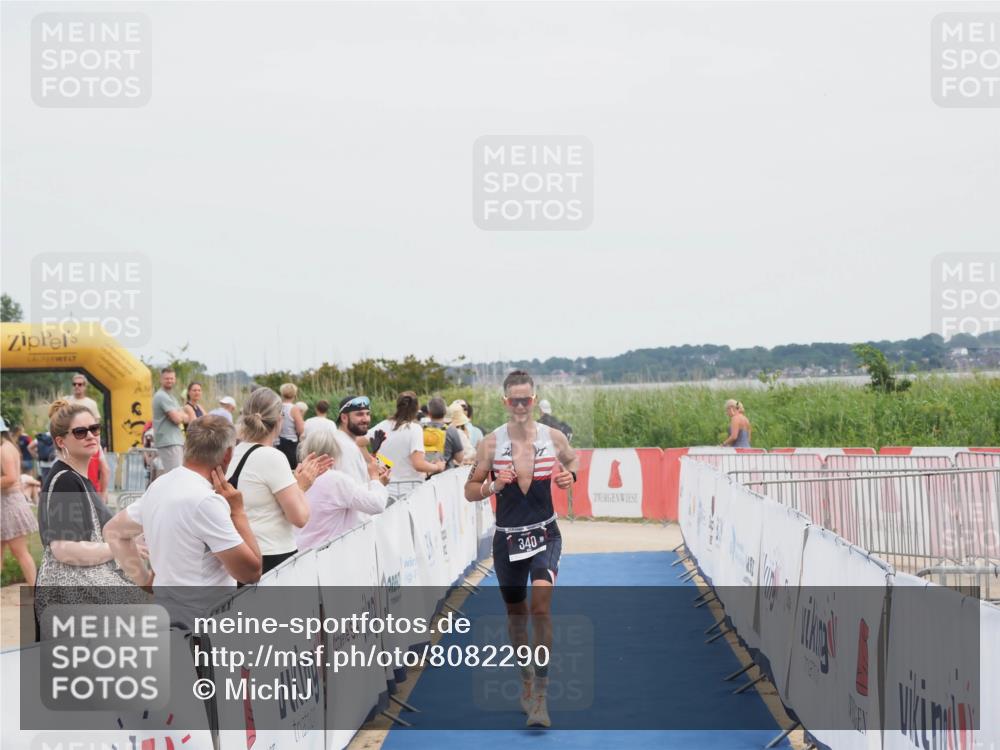 22.06.2025 - Viking Triathlon MichiJ http://msf.ph/oto/8082290 22.06.2025 14:31:10 Ziel 340 meine-sportfotos.de