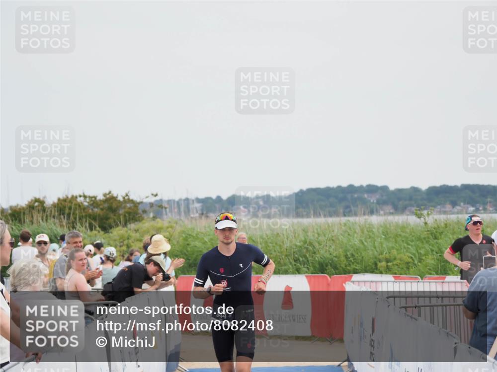22.06.2025 - Viking Triathlon MichiJ http://msf.ph/oto/8082408 22.06.2025 14:33:04 Ziel 544 meine-sportfotos.de