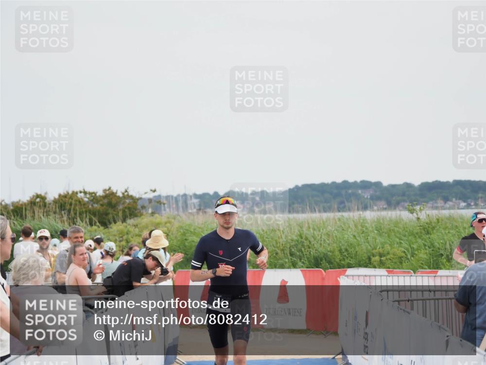 22.06.2025 - Viking Triathlon MichiJ http://msf.ph/oto/8082412 22.06.2025 14:33:04 Ziel 544 meine-sportfotos.de