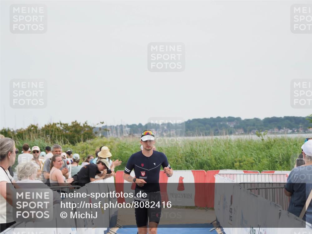 22.06.2025 - Viking Triathlon MichiJ http://msf.ph/oto/8082416 22.06.2025 14:33:04 Ziel 544 meine-sportfotos.de