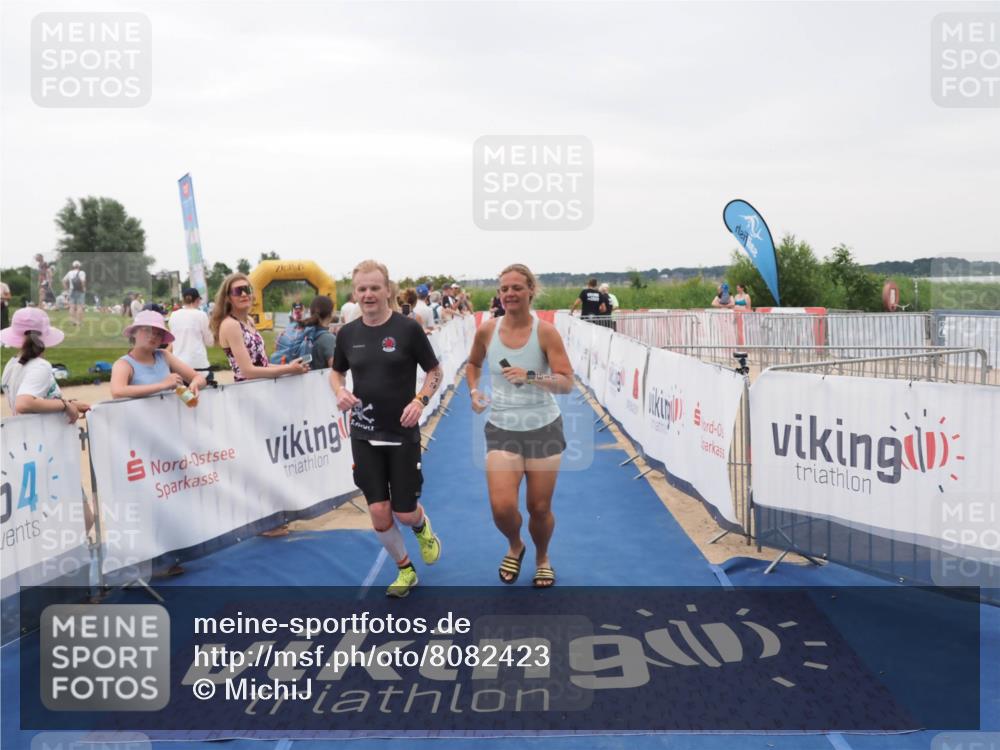 22.06.2025 - Viking Triathlon MichiJ http://msf.ph/oto/8082423 22.06.2025 16:01:30 Ziel 291, 619 meine-sportfotos.de